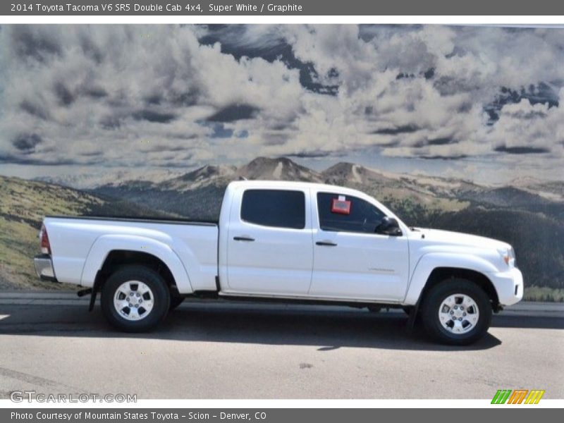 Super White / Graphite 2014 Toyota Tacoma V6 SR5 Double Cab 4x4