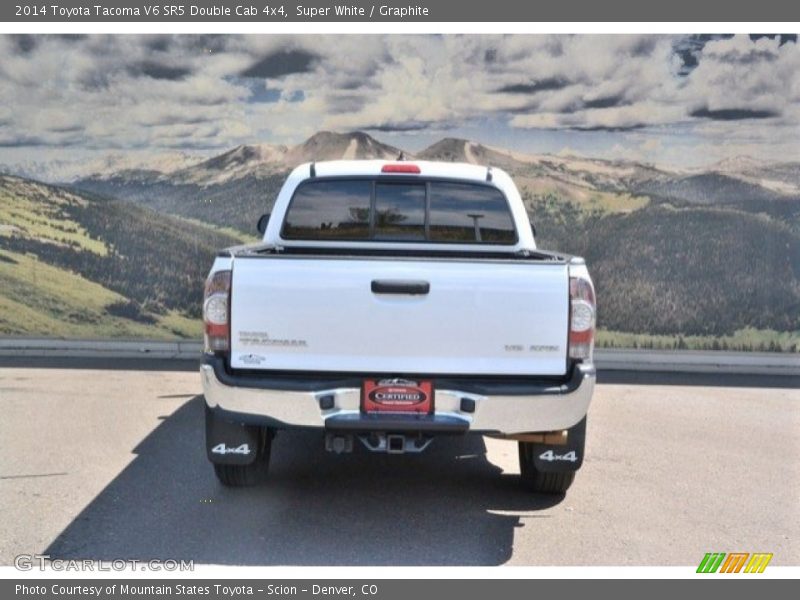 Super White / Graphite 2014 Toyota Tacoma V6 SR5 Double Cab 4x4