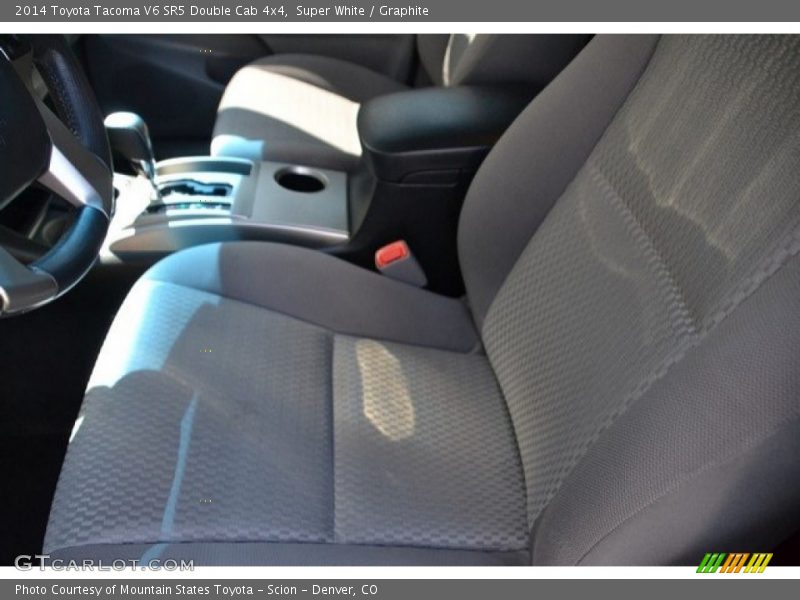 Super White / Graphite 2014 Toyota Tacoma V6 SR5 Double Cab 4x4