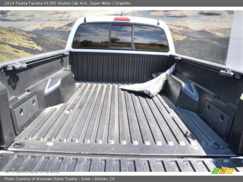 Super White / Graphite 2014 Toyota Tacoma V6 SR5 Double Cab 4x4