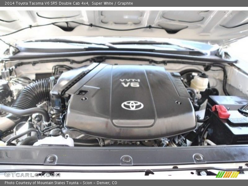 Super White / Graphite 2014 Toyota Tacoma V6 SR5 Double Cab 4x4