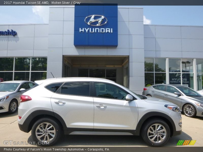 Molten Silver / Gray 2017 Hyundai Tucson SE AWD