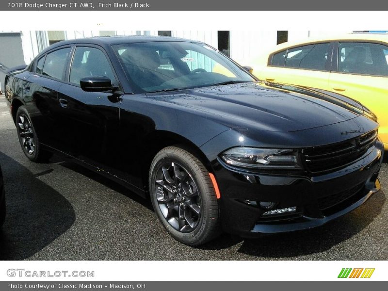 Pitch Black / Black 2018 Dodge Charger GT AWD