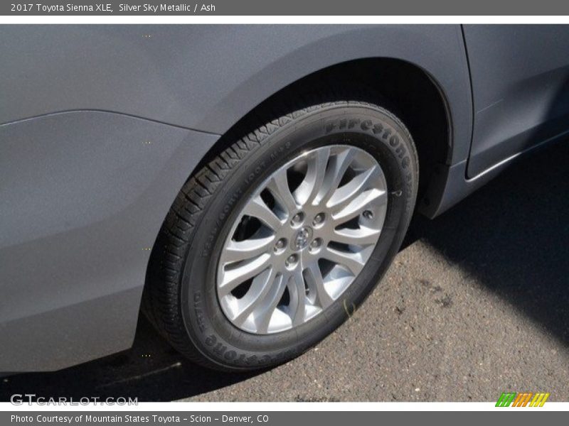 Silver Sky Metallic / Ash 2017 Toyota Sienna XLE