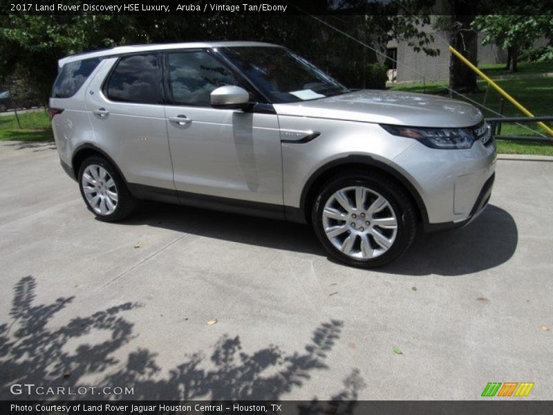 Aruba / Vintage Tan/Ebony 2017 Land Rover Discovery HSE Luxury