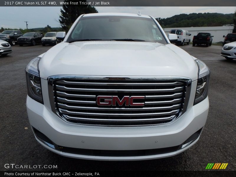 White Frost Tricoat / Jet Black 2017 GMC Yukon XL SLT 4WD