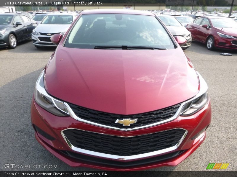 Cajun Red Tintcoat / Jet Black 2018 Chevrolet Cruze LT