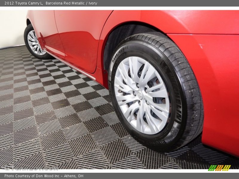 Barcelona Red Metallic / Ivory 2012 Toyota Camry L