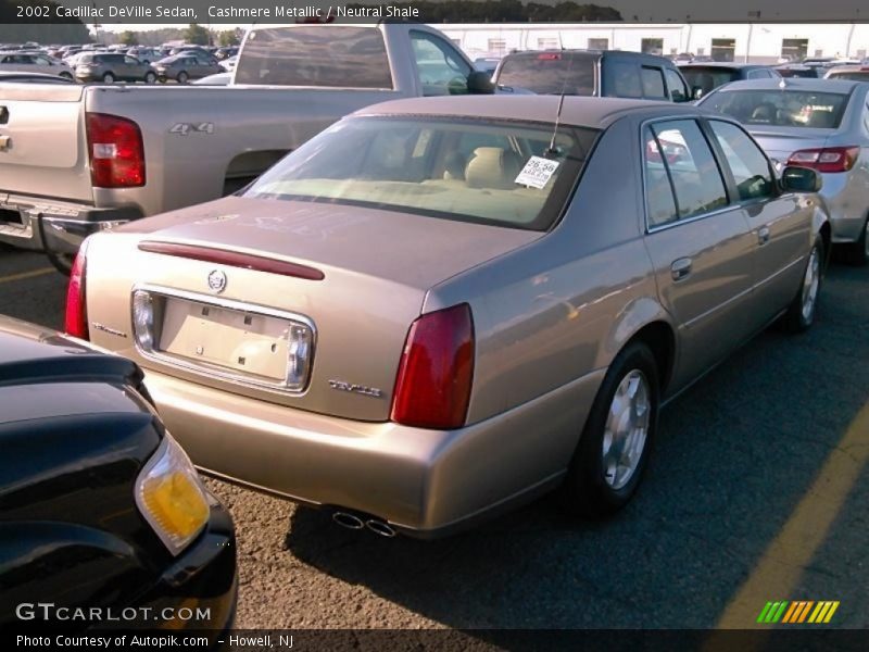 Cashmere Metallic / Neutral Shale 2002 Cadillac DeVille Sedan