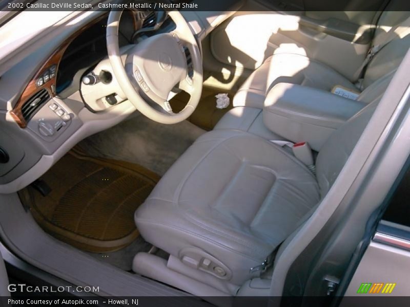 Cashmere Metallic / Neutral Shale 2002 Cadillac DeVille Sedan