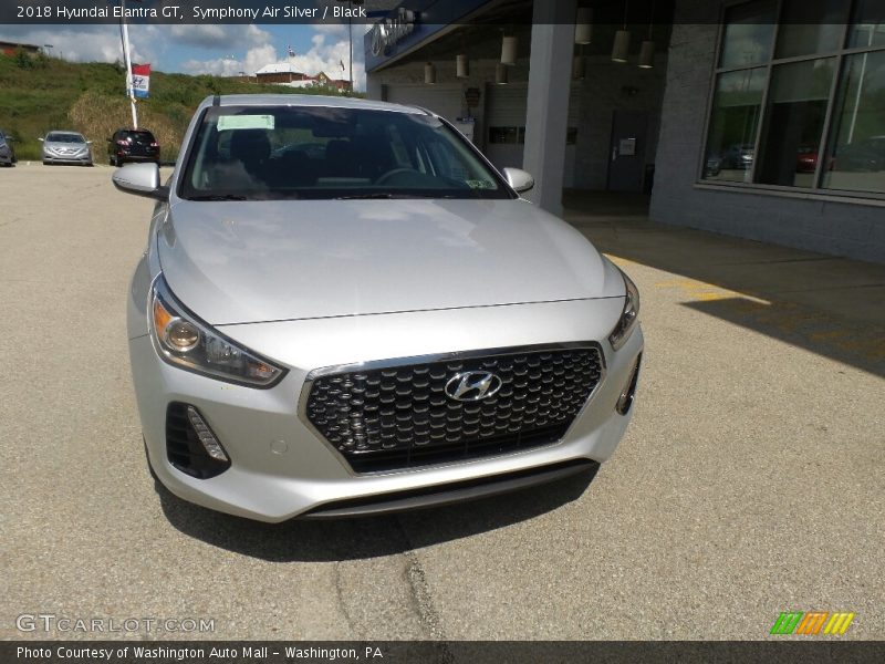 Symphony Air Silver / Black 2018 Hyundai Elantra GT
