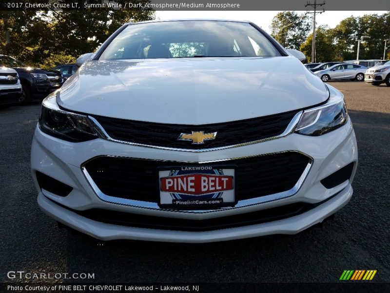 Summit White / Dark Atmosphere/Medium Atmosphere 2017 Chevrolet Cruze LT