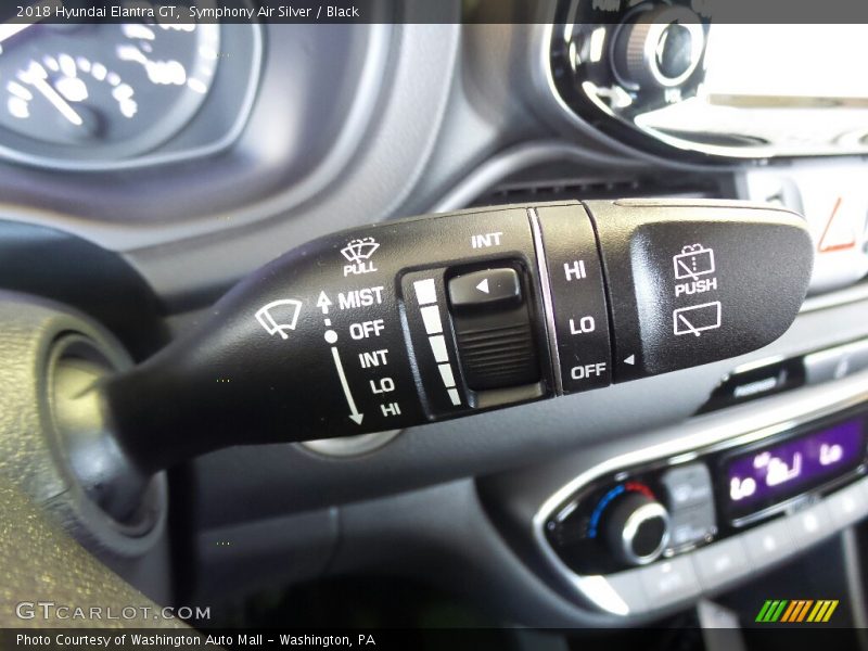 Symphony Air Silver / Black 2018 Hyundai Elantra GT