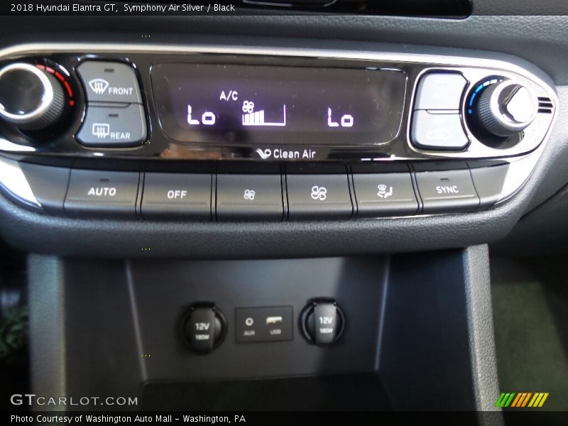Symphony Air Silver / Black 2018 Hyundai Elantra GT