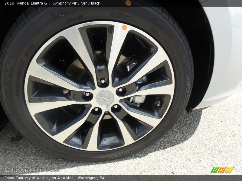 Symphony Air Silver / Black 2018 Hyundai Elantra GT