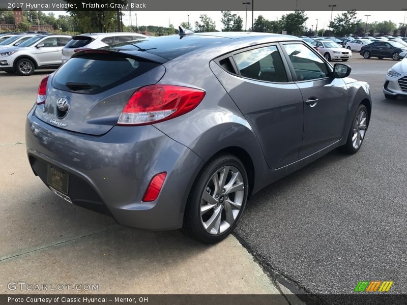 Triathlon Gray / Black 2017 Hyundai Veloster