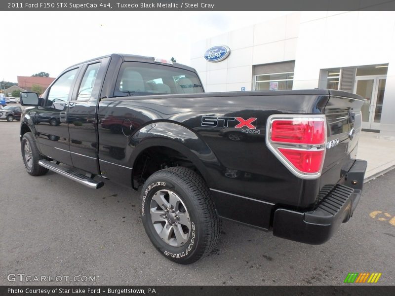 Tuxedo Black Metallic / Steel Gray 2011 Ford F150 STX SuperCab 4x4