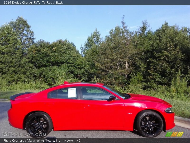 TorRed / Black 2016 Dodge Charger R/T