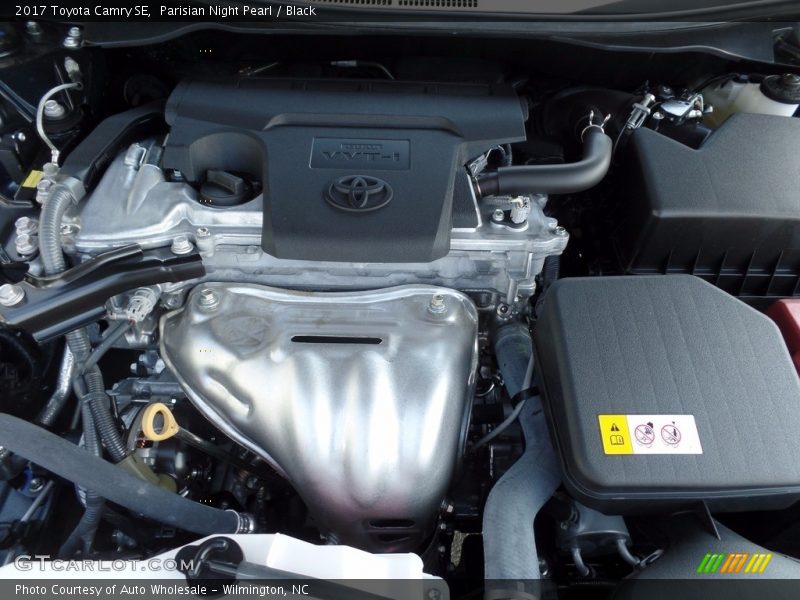 Parisian Night Pearl / Black 2017 Toyota Camry SE