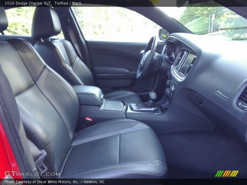 TorRed / Black 2016 Dodge Charger R/T