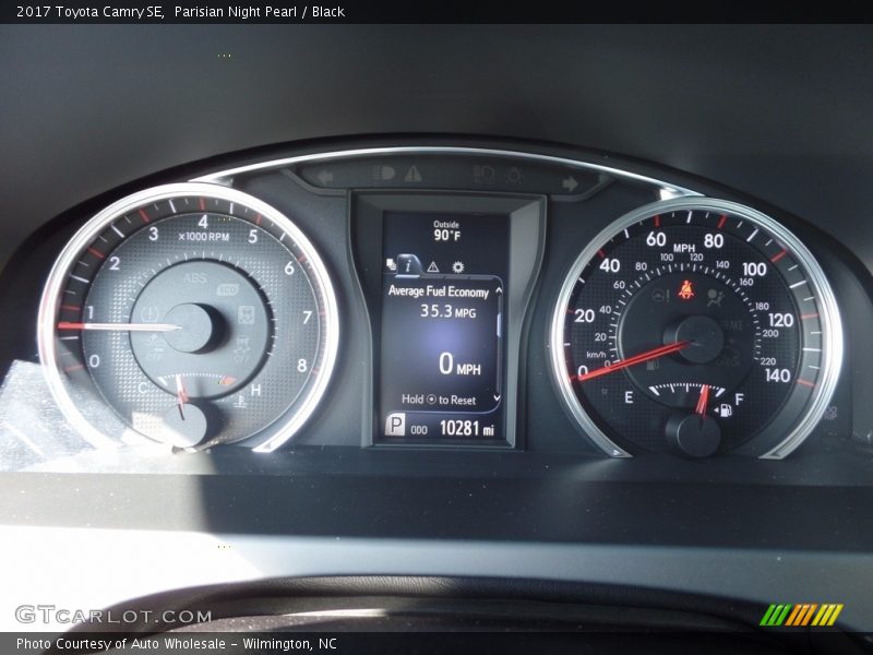 Parisian Night Pearl / Black 2017 Toyota Camry SE
