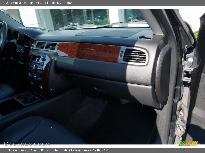 Black / Ebony 2013 Chevrolet Tahoe LS 4x4