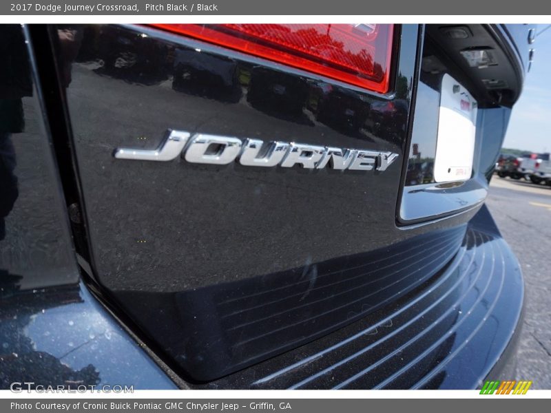 Pitch Black / Black 2017 Dodge Journey Crossroad