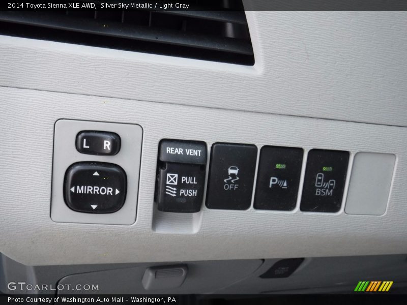 Silver Sky Metallic / Light Gray 2014 Toyota Sienna XLE AWD