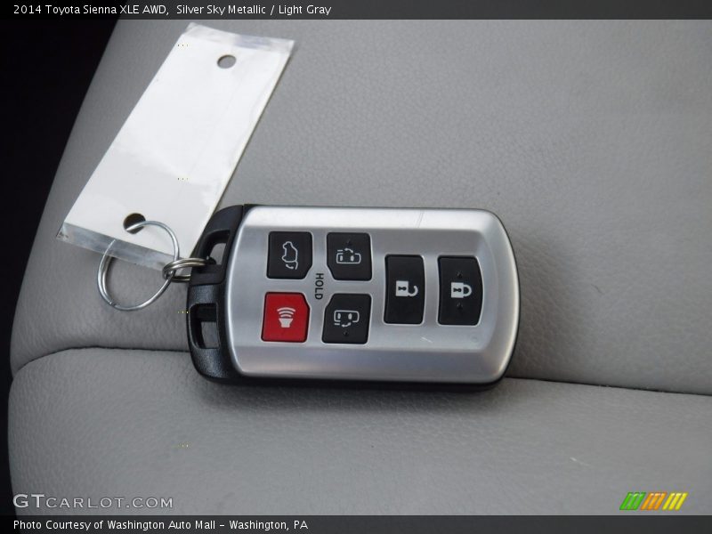 Silver Sky Metallic / Light Gray 2014 Toyota Sienna XLE AWD