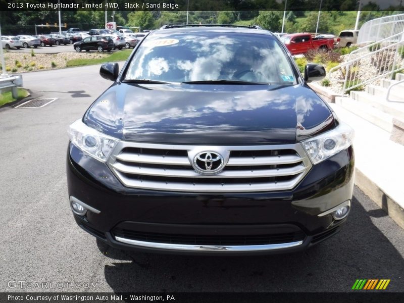 Black / Sand Beige 2013 Toyota Highlander Limited 4WD