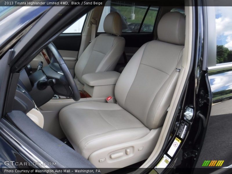 Black / Sand Beige 2013 Toyota Highlander Limited 4WD