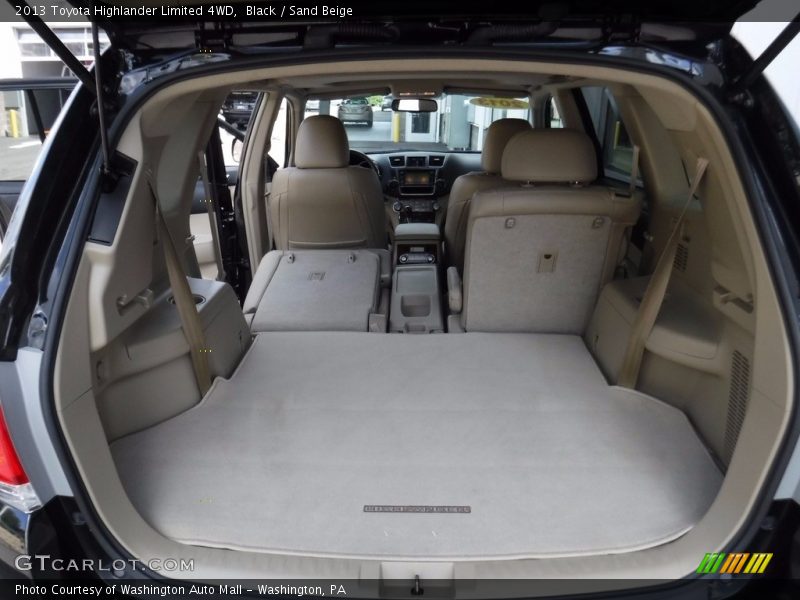 Black / Sand Beige 2013 Toyota Highlander Limited 4WD