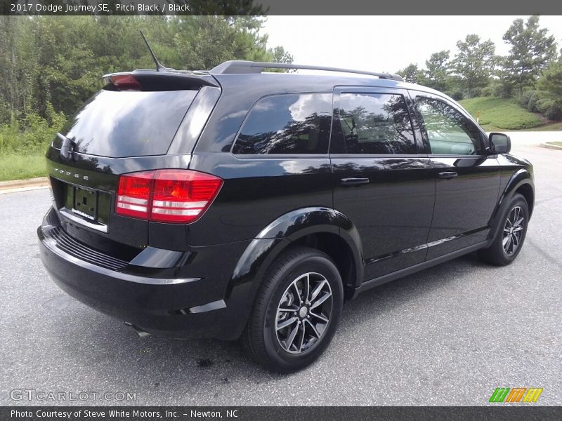 Pitch Black / Black 2017 Dodge Journey SE