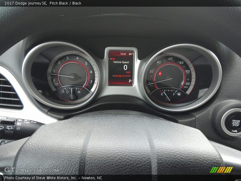Pitch Black / Black 2017 Dodge Journey SE
