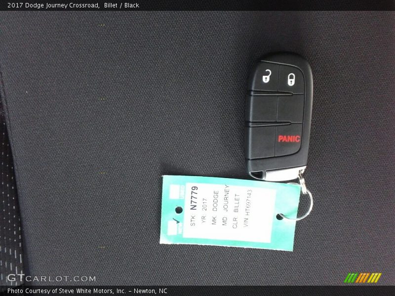 Billet / Black 2017 Dodge Journey Crossroad