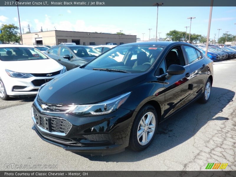 Mosaic Black Metallic / Jet Black 2017 Chevrolet Cruze LT