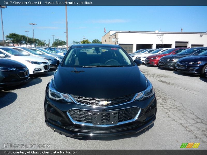 Mosaic Black Metallic / Jet Black 2017 Chevrolet Cruze LT