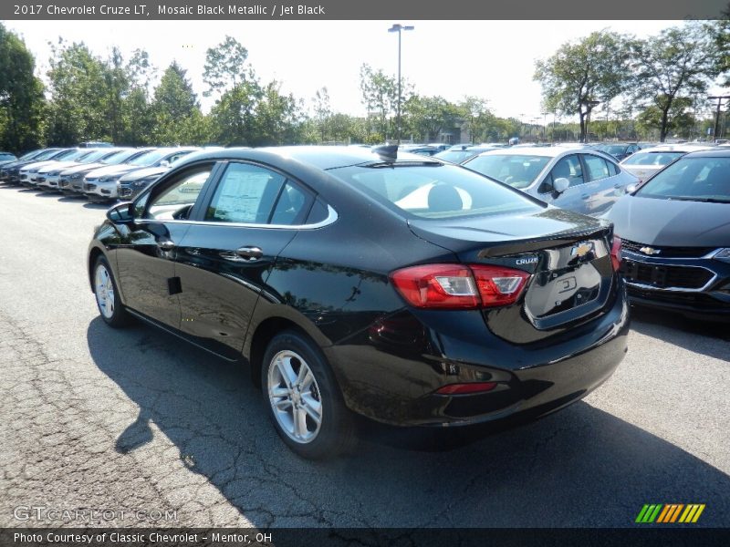 Mosaic Black Metallic / Jet Black 2017 Chevrolet Cruze LT
