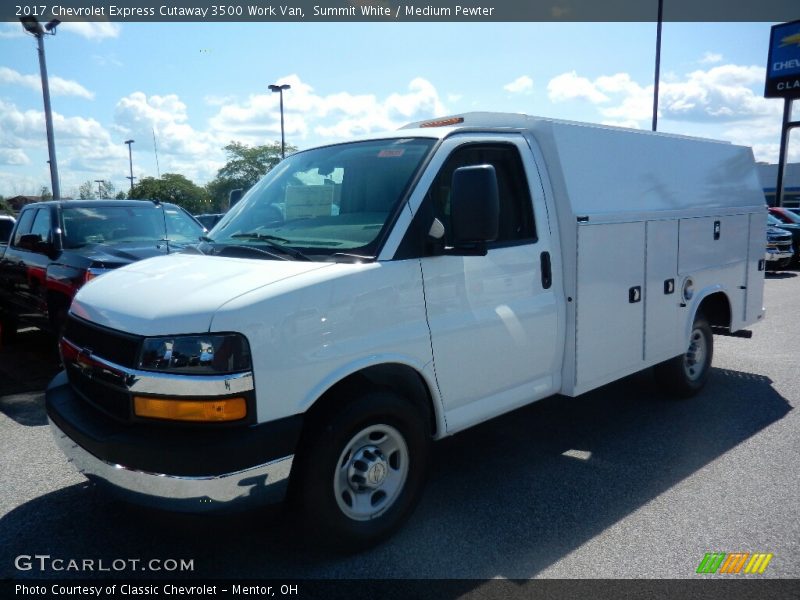 Summit White / Medium Pewter 2017 Chevrolet Express Cutaway 3500 Work Van