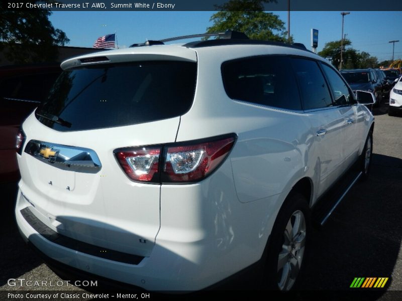 Summit White / Ebony 2017 Chevrolet Traverse LT AWD