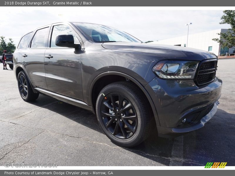 Front 3/4 View of 2018 Durango SXT