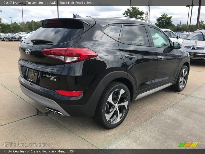 Black Noir Pearl / Beige 2017 Hyundai Tucson Limited AWD