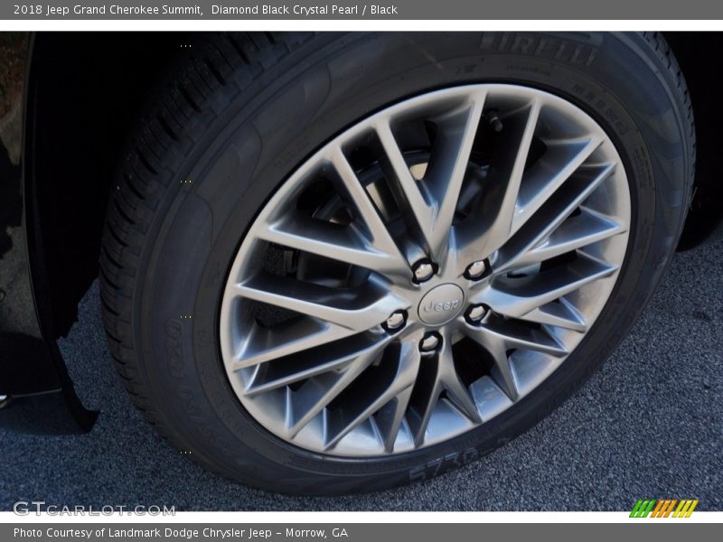 Diamond Black Crystal Pearl / Black 2018 Jeep Grand Cherokee Summit