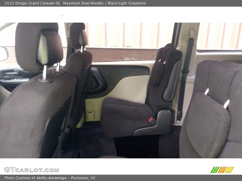 Maximum Steel Metallic / Black/Light Graystone 2013 Dodge Grand Caravan SE