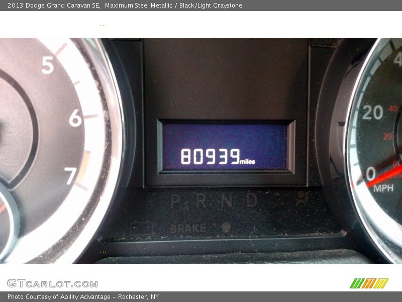 Maximum Steel Metallic / Black/Light Graystone 2013 Dodge Grand Caravan SE