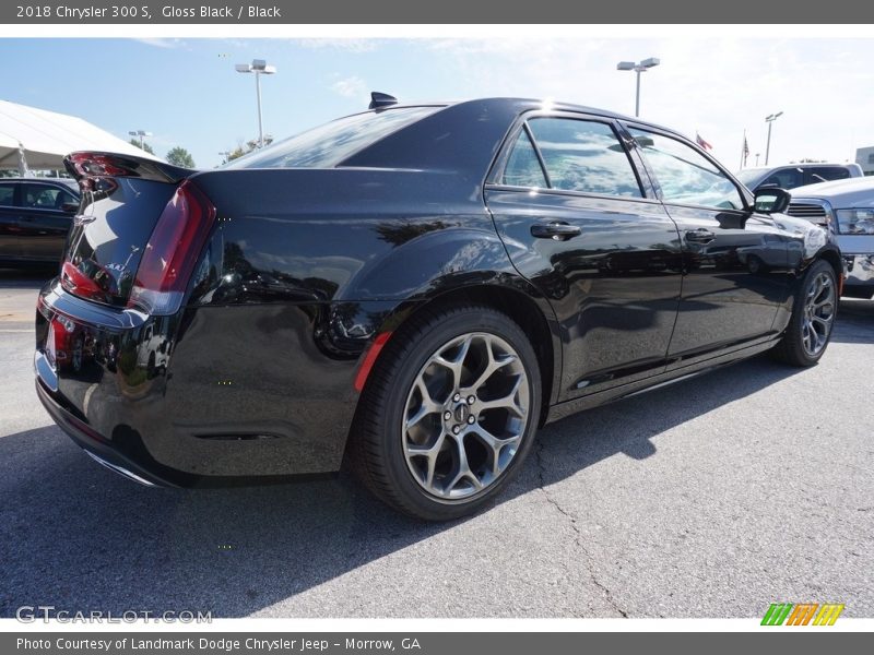 Gloss Black / Black 2018 Chrysler 300 S