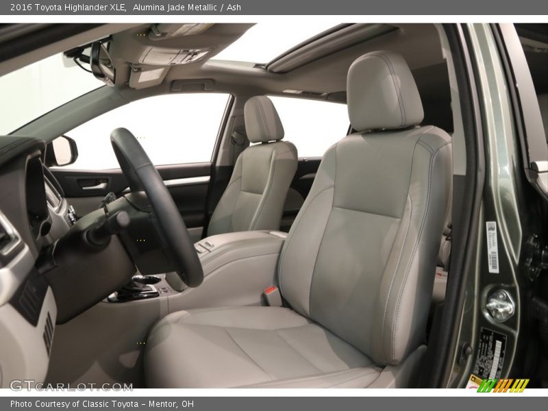 Alumina Jade Metallic / Ash 2016 Toyota Highlander XLE