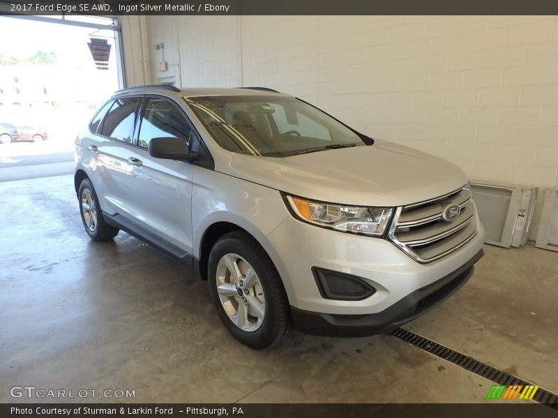 Ingot Silver Metallic / Ebony 2017 Ford Edge SE AWD