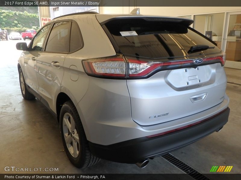 Ingot Silver Metallic / Ebony 2017 Ford Edge SE AWD