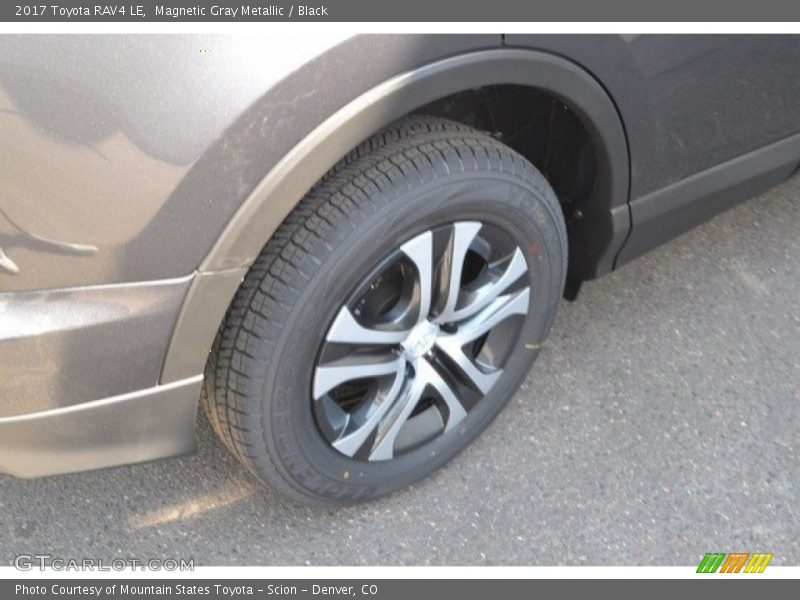 Magnetic Gray Metallic / Black 2017 Toyota RAV4 LE